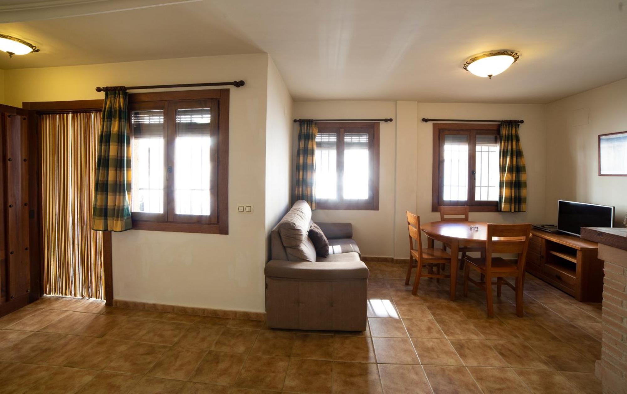 Apartamentos Berrocal Алкала дел Хукар Екстериор снимка